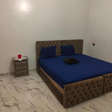 Studio Neuf Proprete Et Hygiene Irreprochable Proche Des Bus Ctm - 4 Em Etage Face Terrasse Tanger Ngoại thất bức ảnh