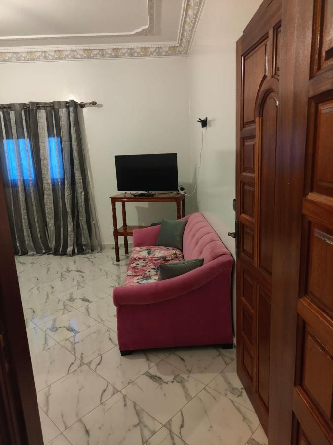 Studio Neuf Proprete Et Hygiene Irreprochable Proche Des Bus Ctm - 4 Em Etage Face Terrasse Tanger Ngoại thất bức ảnh